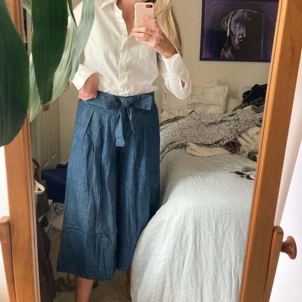 MISA Los Angeles wide leg chambray pants, culottes, with bow front